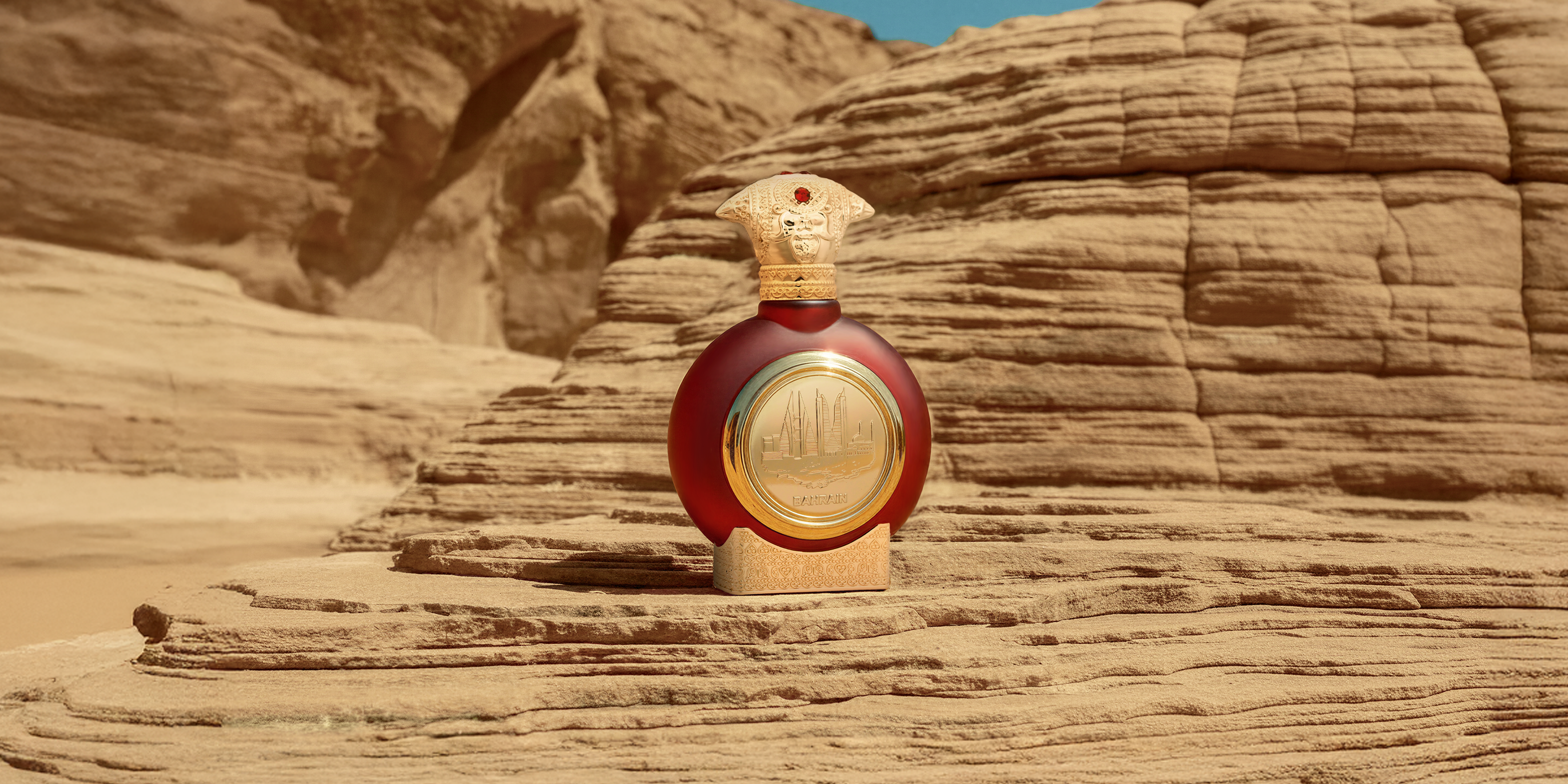 GCC Perfume Collection Banner With Luxury Design